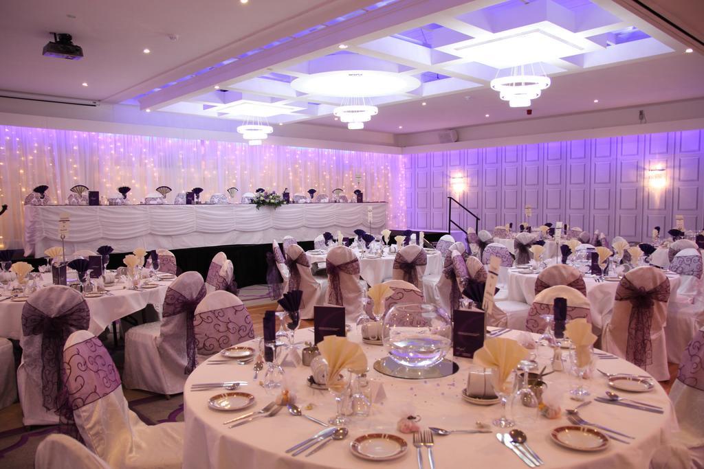 The Royal Hotel Cookstown Zewnętrze zdjęcie