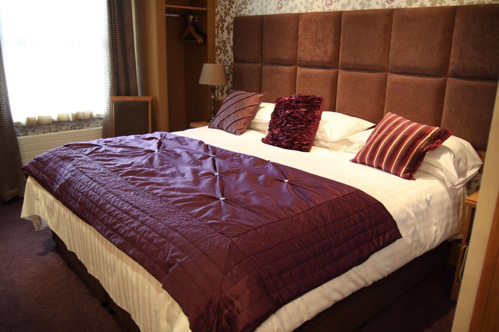 The Royal Hotel Cookstown Zewnętrze zdjęcie