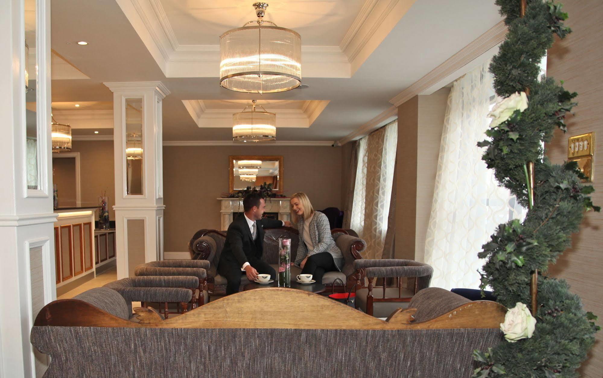 The Royal Hotel Cookstown Zewnętrze zdjęcie